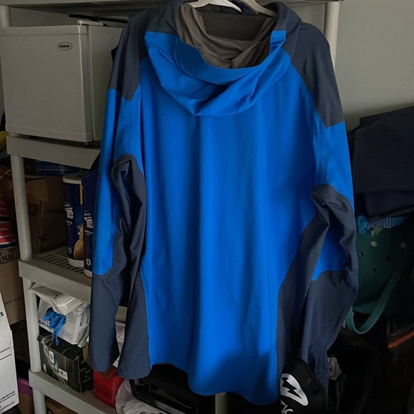 Mountain Hardwear Cyclone polar tech shell parka water proof zips sealed seams - Picture 14 of 14